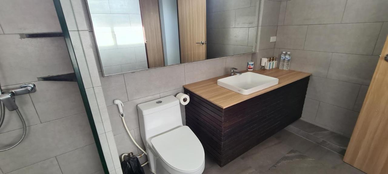 Samutra Residences Thong Sala Bagian luar foto