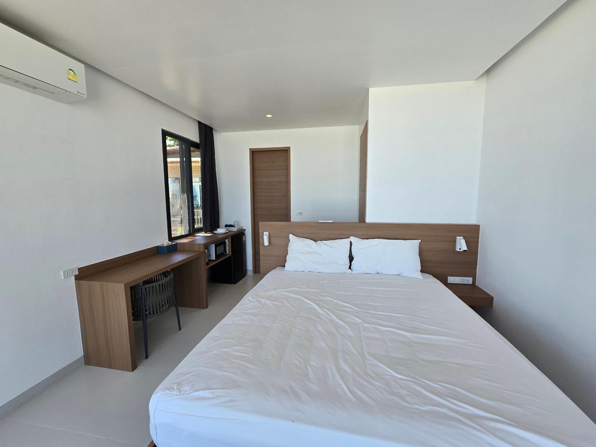 Samutra Residences Thong Sala Bagian luar foto