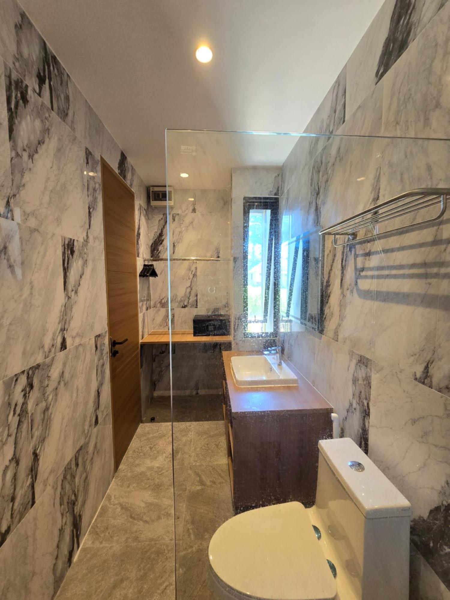 Samutra Residences Thong Sala Bagian luar foto
